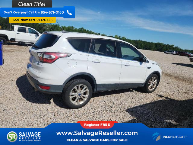 Used 2017 Ford Escape SE FWD image 4