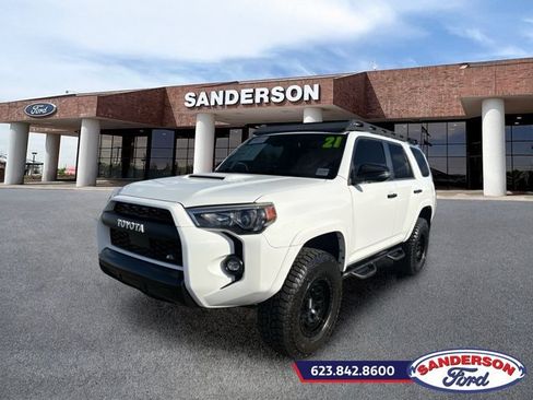 Used 2021 Toyota 4Runner Venture w/ Moonroof Package AWD/4WD image 7