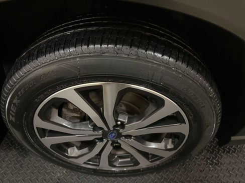 Used 2023 Subaru Forester Limited image 12