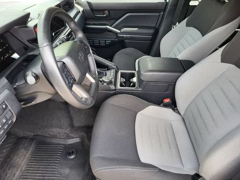 Used 2025 Toyota 4Runner TRD Off-Road AWD/4WD image 12