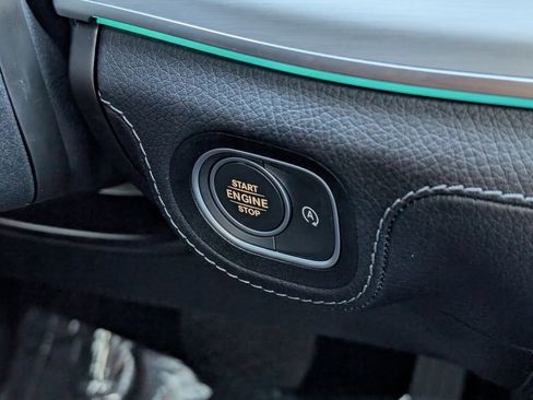 Used 2025 Mercedes-Benz GLE 450 GLE 450 image 17