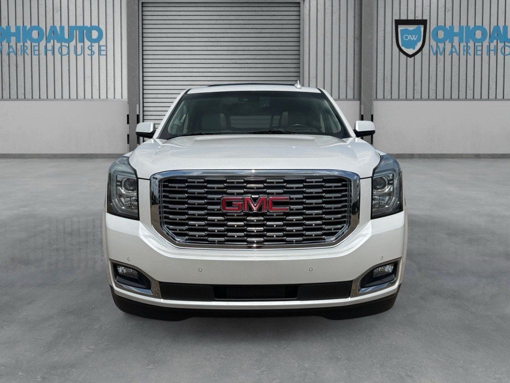 Used 2018 GMC Yukon Denali w/ Denali Ultimate Package AWD/4WD image 2