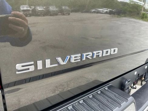 Used 2022 Chevrolet Silverado 2500 LT w/ Convenience Package AWD/4WD image 10