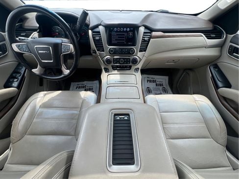 Used 2019 GMC Yukon XL Denali w/ Denali Ultimate Package AWD/4WD image 2