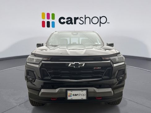 Used 2024 Chevrolet Colorado Z71 w/ Z71 Convenience Package 2 AWD/4WD image 8