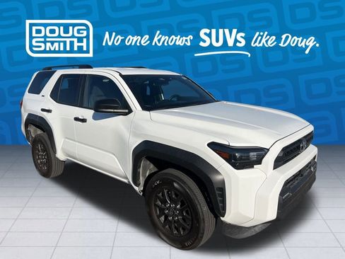 Used 2025 Toyota 4Runner SR5 image 6