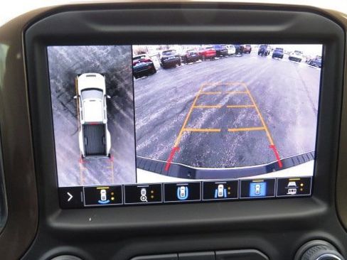 Used 2022 Chevrolet Silverado 3500 High Country image 12