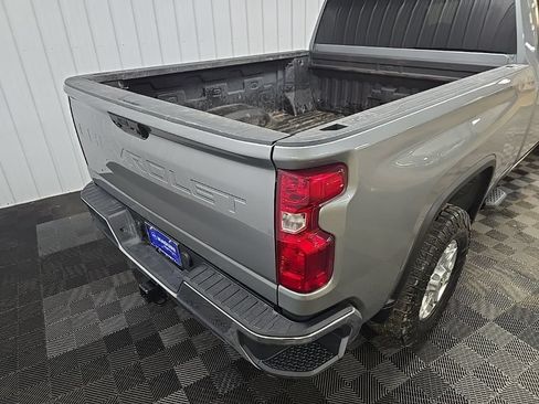 Used 2024 Chevrolet Silverado 3500 LT AWD/4WD image 11