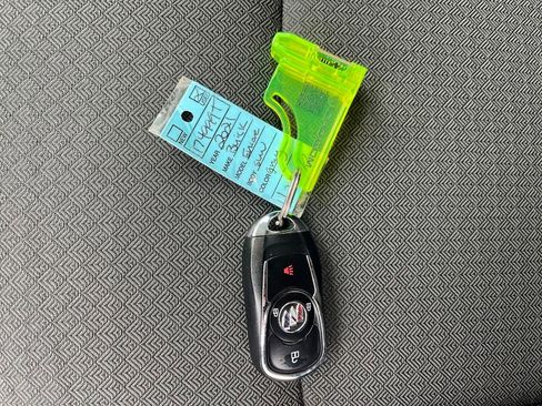 Used 2021 Buick Encore GX Preferred image 26