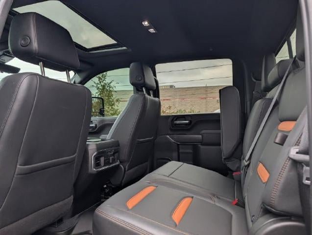 Used 2021 GMC Sierra 2500 AT4 w/ AT4 Premium Plus Package AWD/4WD image 6