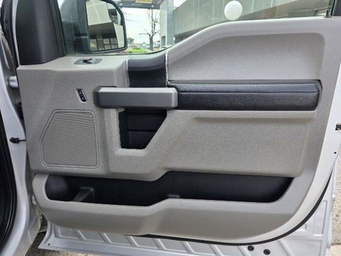 Used 2019 Ford F150 XLT image 18