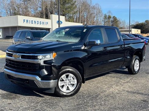 Used 2023 Chevrolet Silverado 1500 LT w/ Protection Package image 2