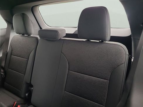 New 2026 Chevrolet Traverse LT image 12
