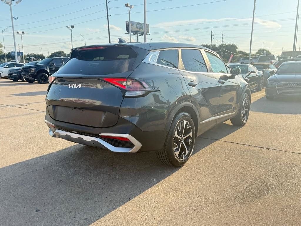 Used 2023 Kia Sportage EX FWD image 7
