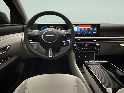 New 2026 Hyundai Tucson Blue SE w/ Tow & Go Package image 15