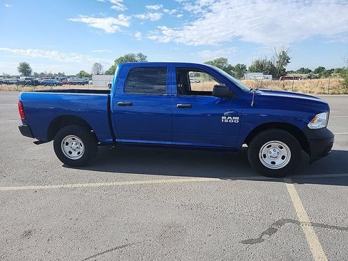 Used 2018 RAM 1500 Tradesman w/ Popular Equipment Group AWD/4WD image 12