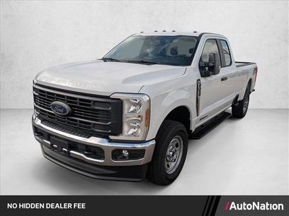 New 2026 Ford F350 XL w/ FX4 Off-Road Package