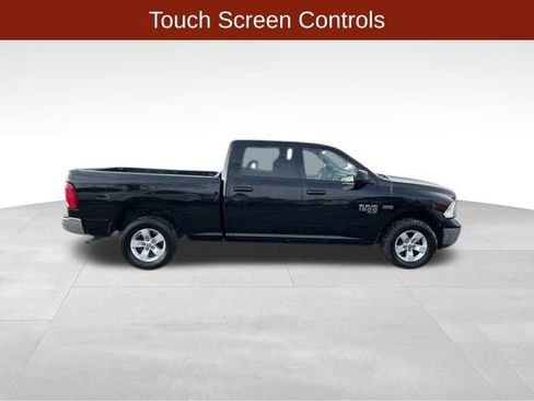Used 2020 RAM 1500 Classic SLT image 8