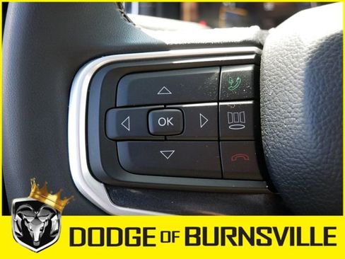 Used 2024 Jeep Wagoneer 4WD w/ Premium Group I image 27