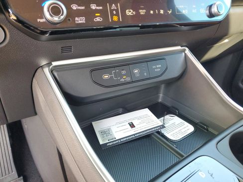 New 2026 Kia Carnival SX image 23