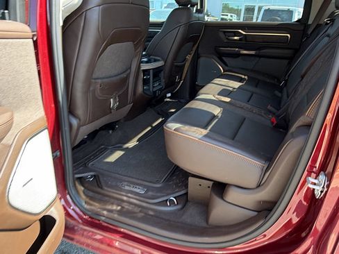 Used 2025 RAM 1500 Limited AWD/4WD image 24