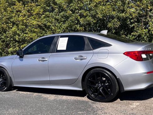 Used 2022 Honda Civic Sport image 5