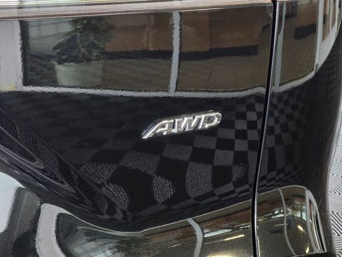 Used 2023 Toyota Corolla Cross L image 14