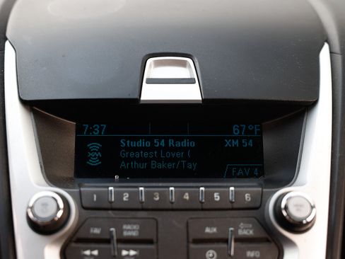 Used 2013 Chevrolet Equinox LS image 30