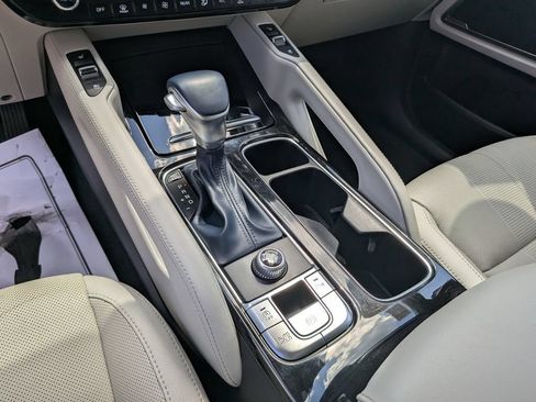 Used 2023 Kia Telluride EX w/ EX Captain's Chair Package FWD image 30