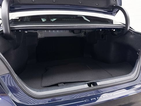 Used 2022 Toyota Camry LE w/ Carpet Mat Package (TMS) FWD image 31