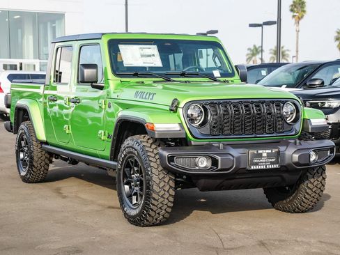 New 2026 Jeep Gladiator Sport image 3