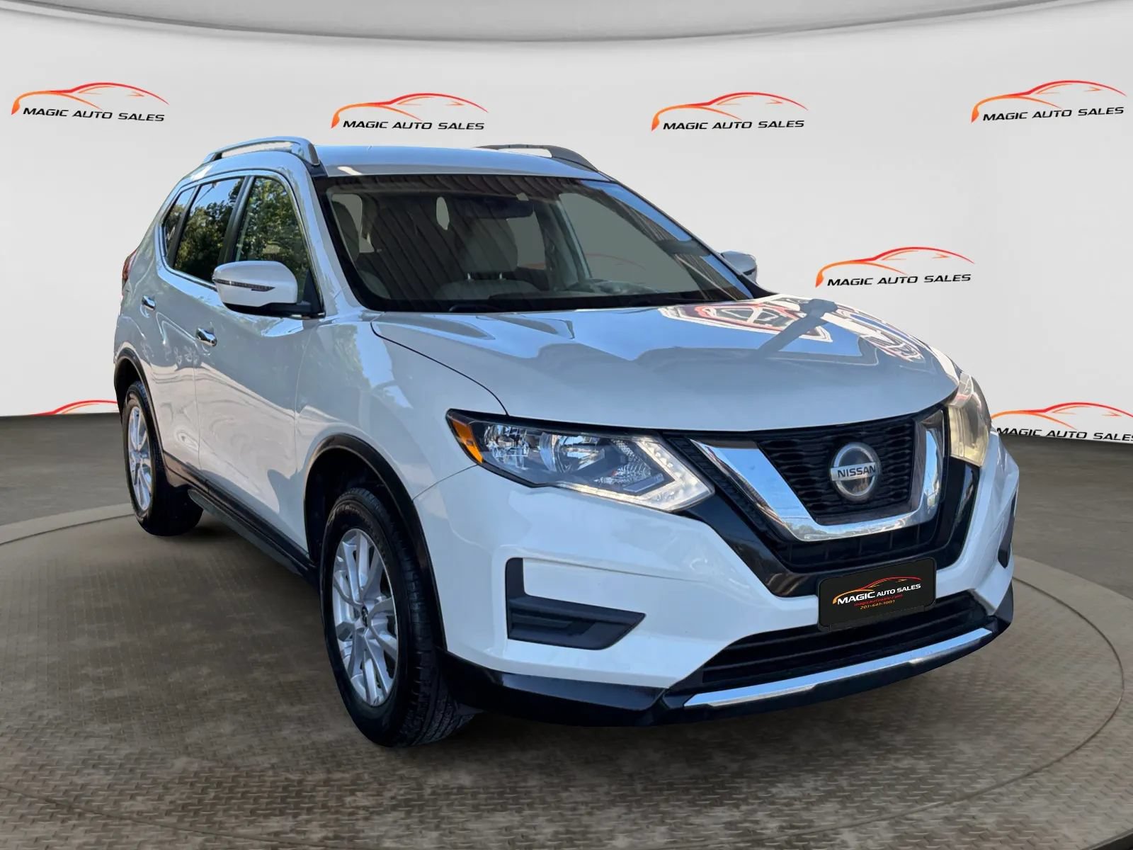 Used 2019 Nissan Rogue SV AWD/4WD image 5