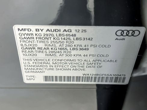 New 2025 Audi Q6 e-tron Premium Plus image 28