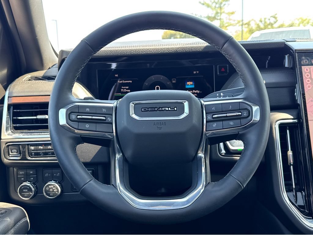 New 2026 GMC Yukon Denali AWD/4WD image 16