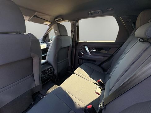 Used 2020 Land Rover Discovery Sport image 30