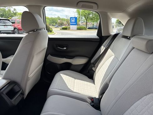 Certified 2025 Honda HR-V LX image 19