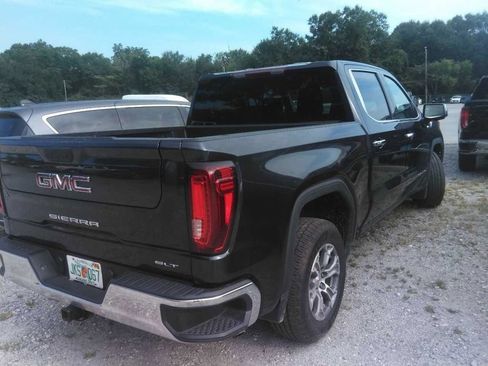 Used 2025 GMC Sierra 1500 SLT RWD image 3