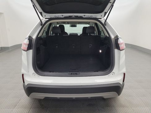 Used 2024 Ford Edge SEL image 29
