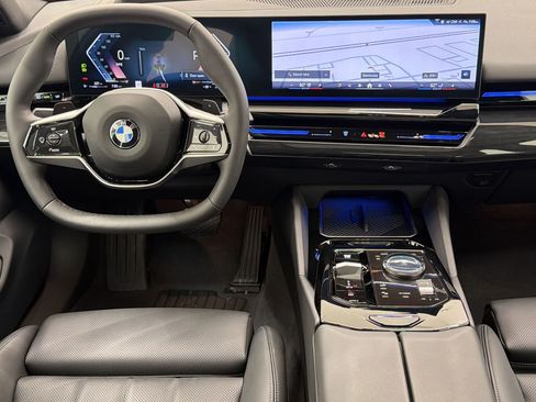 Used 2026 BMW 530i RWD image 27