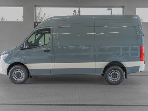 Certified 2025 Mercedes-Benz Sprinter 2500 image 2