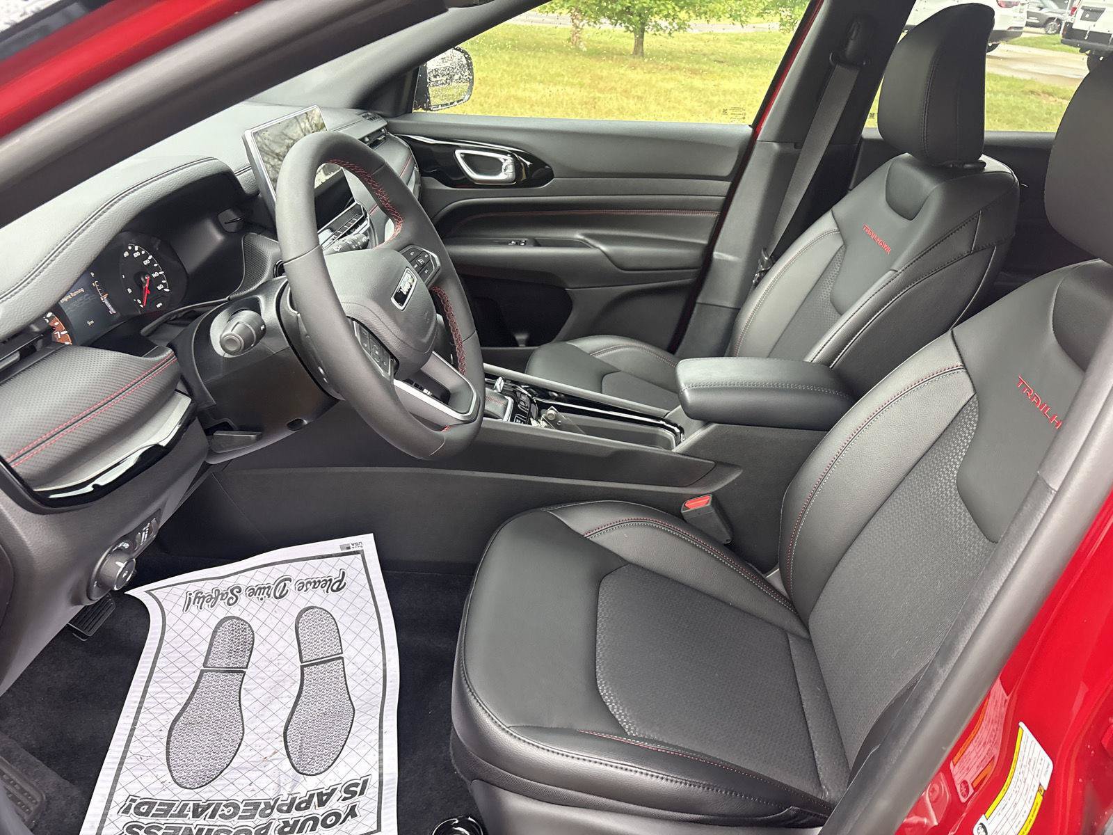 New 2026 Jeep Compass Trailhawk AWD/4WD image 9