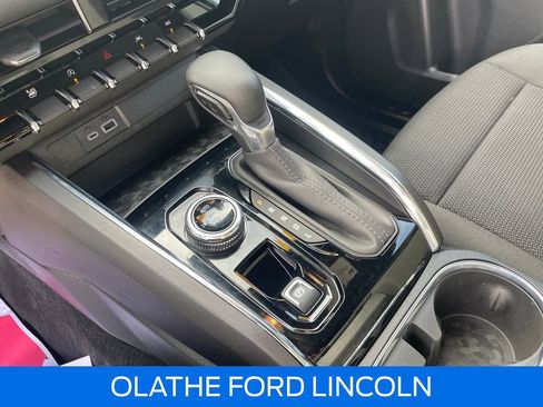 Used 2025 GMC Canyon Elevation w/ Convenience Package image 9