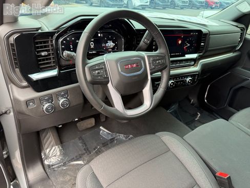 Used 2025 GMC Sierra 1500 Elevation image 15