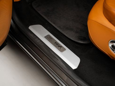 Used 2021 Aston Martin DBX image 53