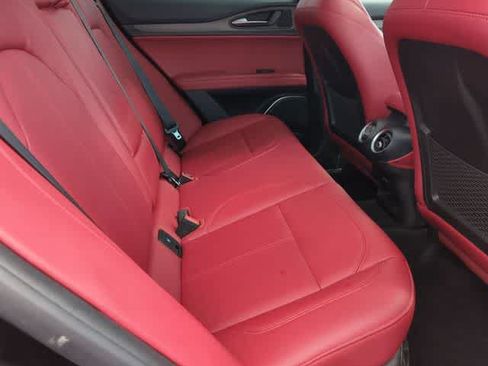 Used 2021 Alfa Romeo Stelvio Ti AWD/4WD image 21