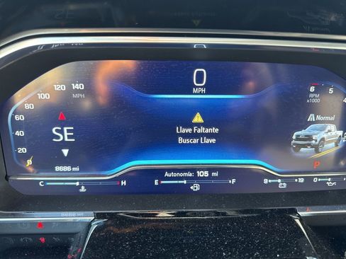 Used 2025 Chevrolet Silverado 1500 LT Trail Boss w/ LT Trail Boss Premium Package image 8