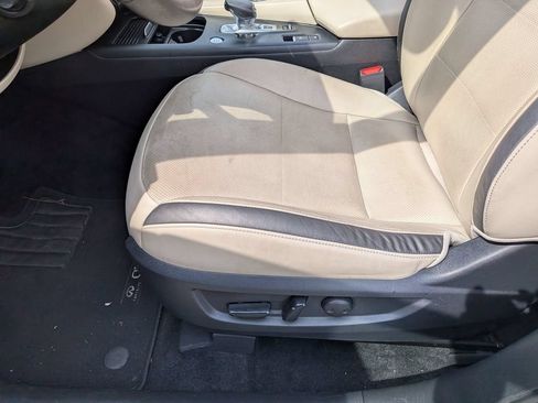 Used 2020 INFINITI QX50 Sensory w/ Climate Package FWD image 11