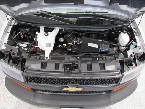 Used 2020 Chevrolet Express 2500 Extended w/ Driver Convenience Package RWD image 33