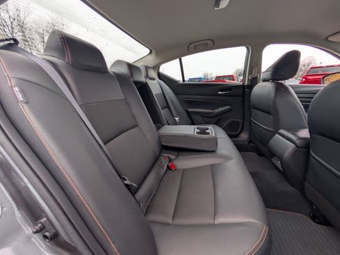 Used 2021 Nissan Altima 2.5 SR image 35