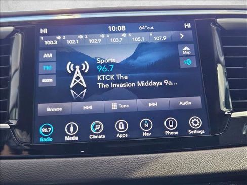 Used 2019 Chrysler Pacifica Touring Plus w/ Tire & Wheel Group image 11